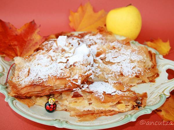 Sfoglia alle mele con pasta fillo e spezie