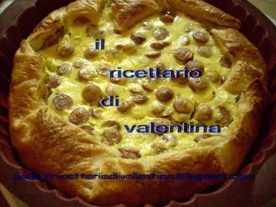 Sfoglia con wurstel e cipolla