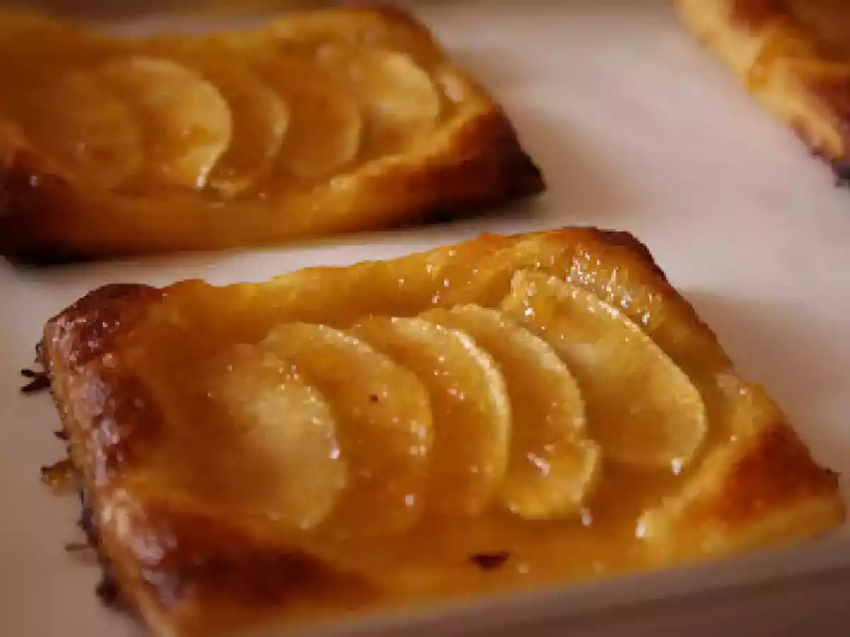 Sfogliatine alle mele e confettura di albicocca - foto 4