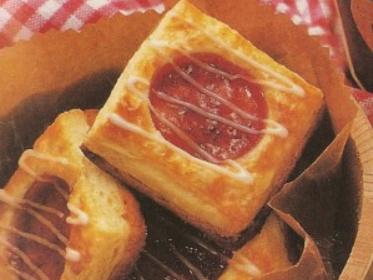 Sfogliatine con marmellata