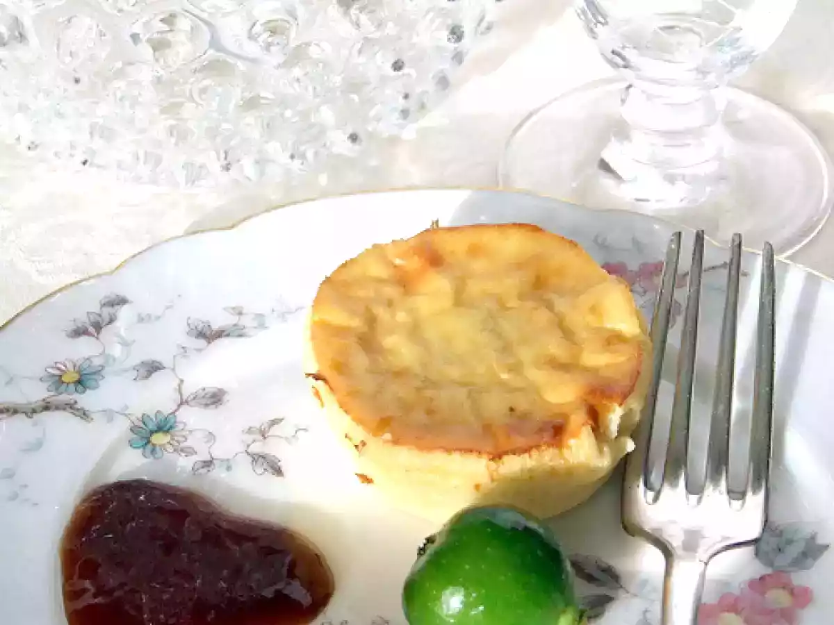 Sformatini al parmigiano con glassa all'aceto balsamico e fichi caramellati. - foto 2