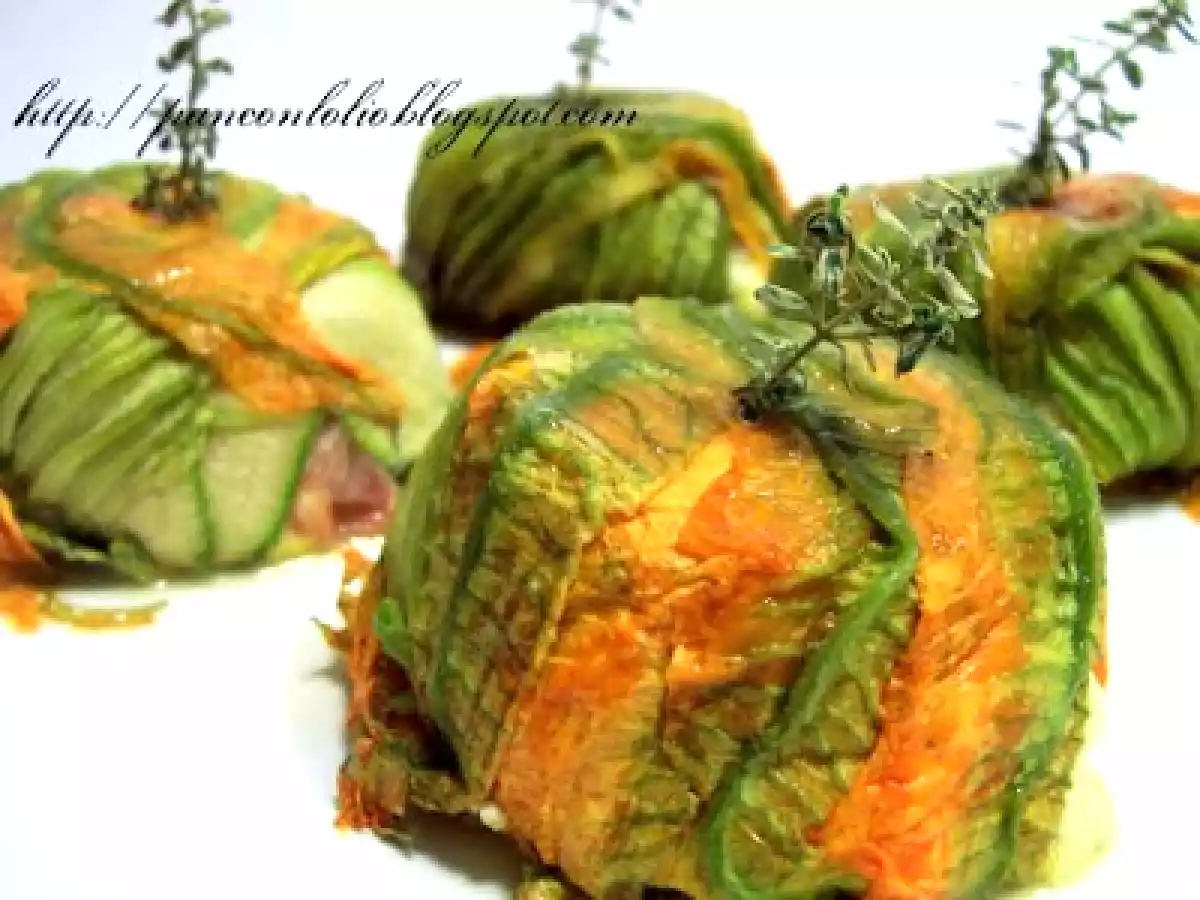 Sformatini di fiori di zucca con ricotta e speck - foto 2