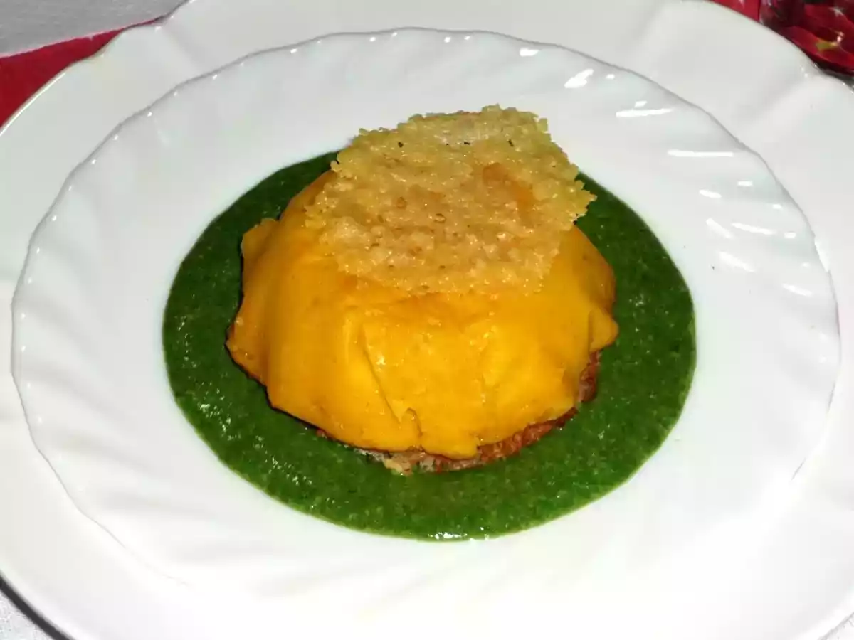 Sformatini di zucca con salsa di spinaci