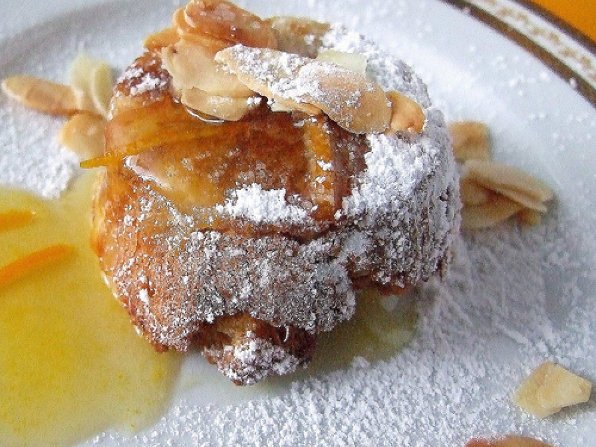 Sformatini soffici di pandoro e pere con salsa d'arancia: non il solito pandoro! - foto 3