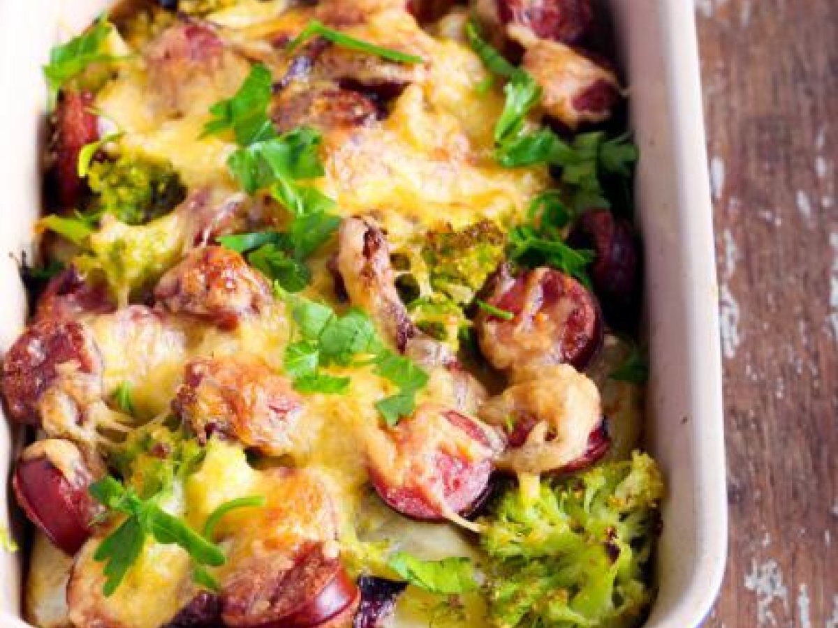 Sformato di patate, broccoli e salsiccia