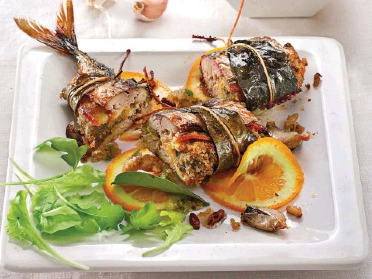 Sgombri con arance e pinoli