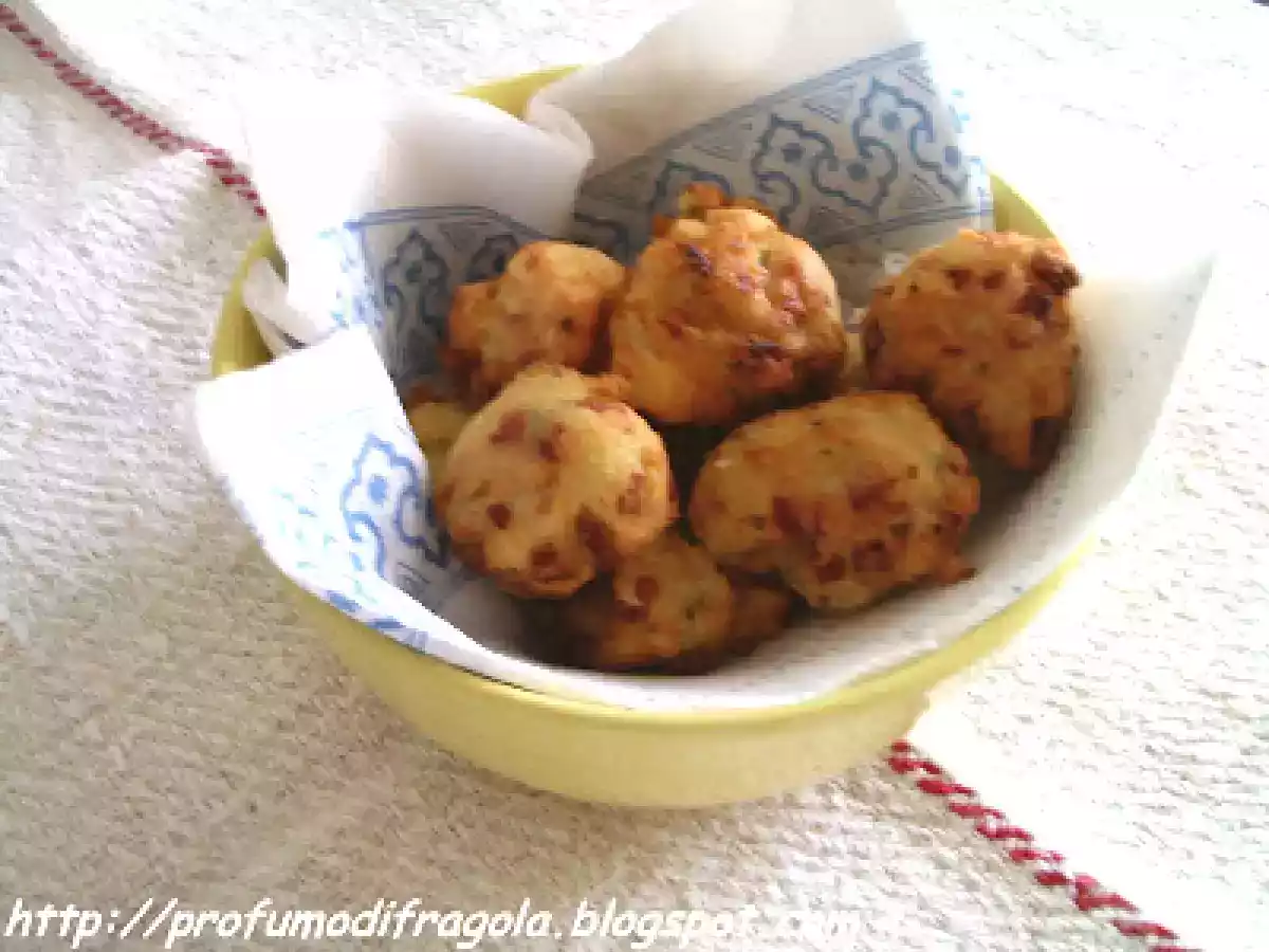 Sgonfiotti alla ricotta e mortadella