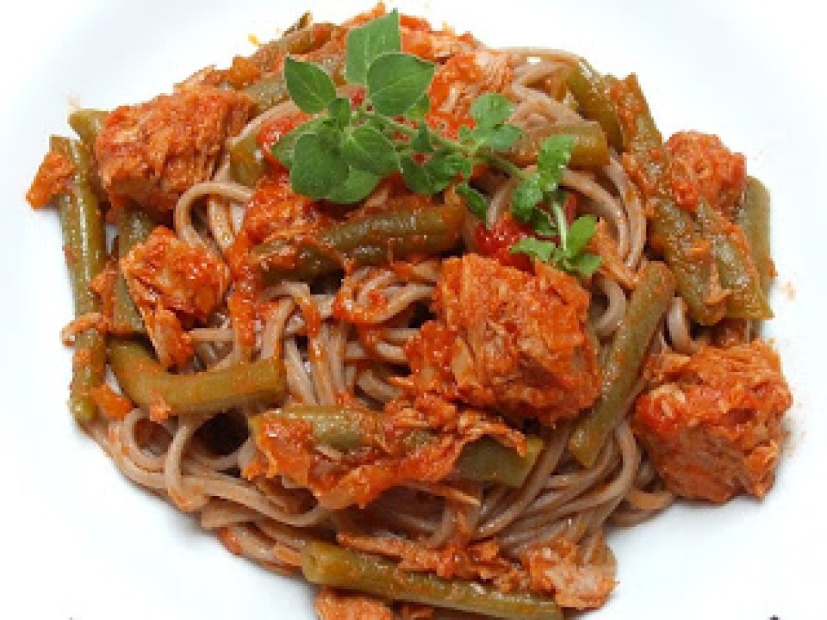 Soba al sugo di tonno con fagiolini verdi - foto 2