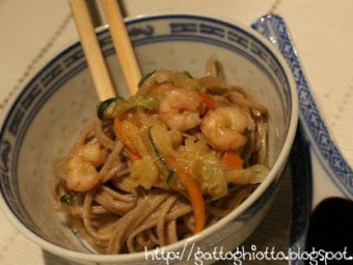 Soba Noodles con gamberi e verdure - foto 2