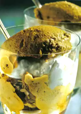 Sorbetto al caffè con mascarpone.