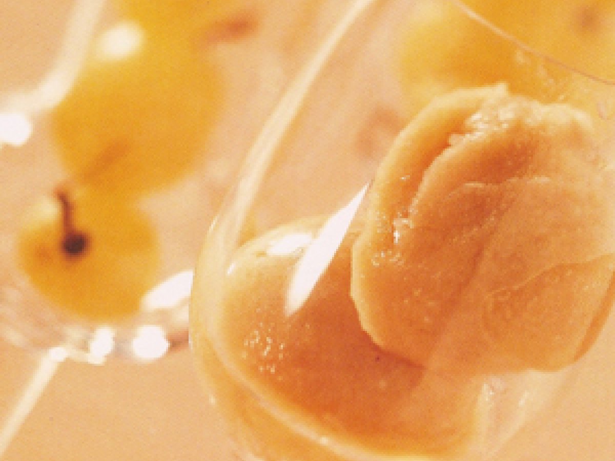 Sorbetto di uva e grappa
