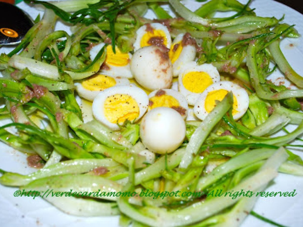 SORPRESE DI PASQUA: Insalata di puntarelle romane e uova di quaglia
