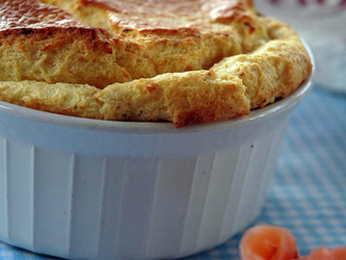 SOUFFLE' AL BURRO SALATO E SALMONE - foto 2