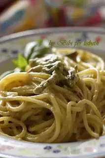 Spaghetti agli asparagi e formaggio caprino - Ricetta Petitchef