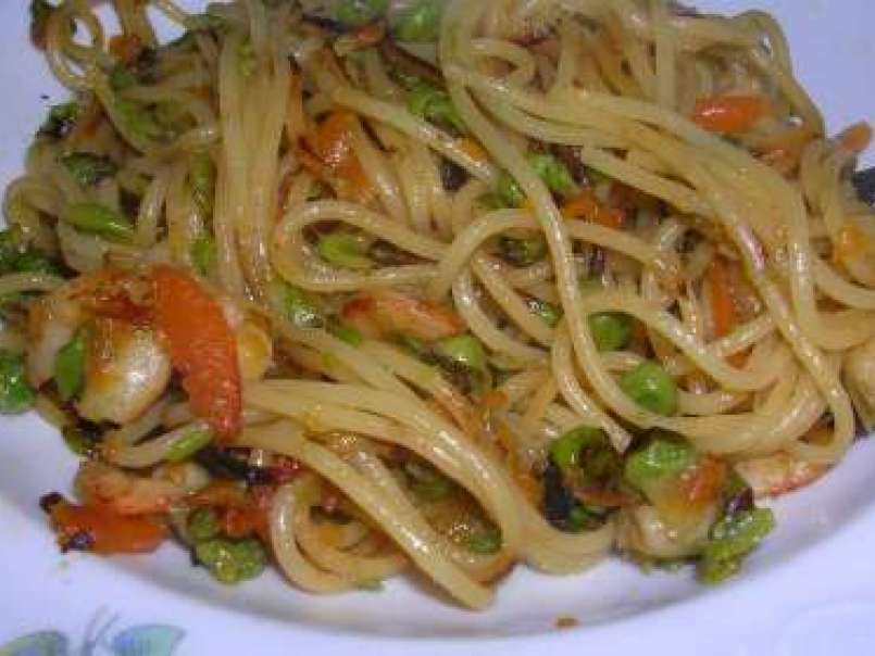 Spaghetti ai gamberetti in salsa di soia, foto 1