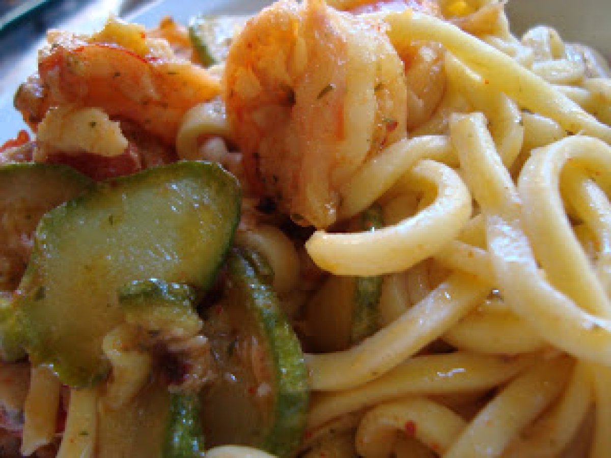 Spaghetti alla chitarra con gamberi e ginseng - foto 2