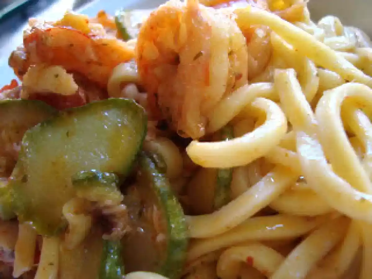 Spaghetti alla chitarra con gamberi e ginseng - foto 2