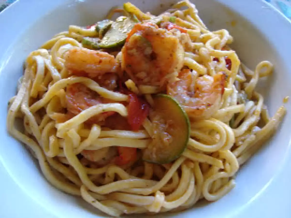 Spaghetti alla chitarra con gamberi e ginseng - foto 3