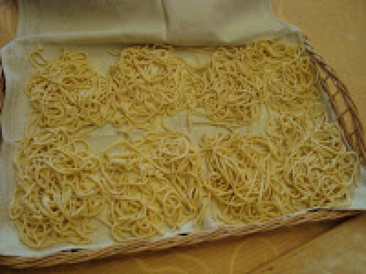 Spaghetti alla chitarra con gamberi e ginseng - foto 11