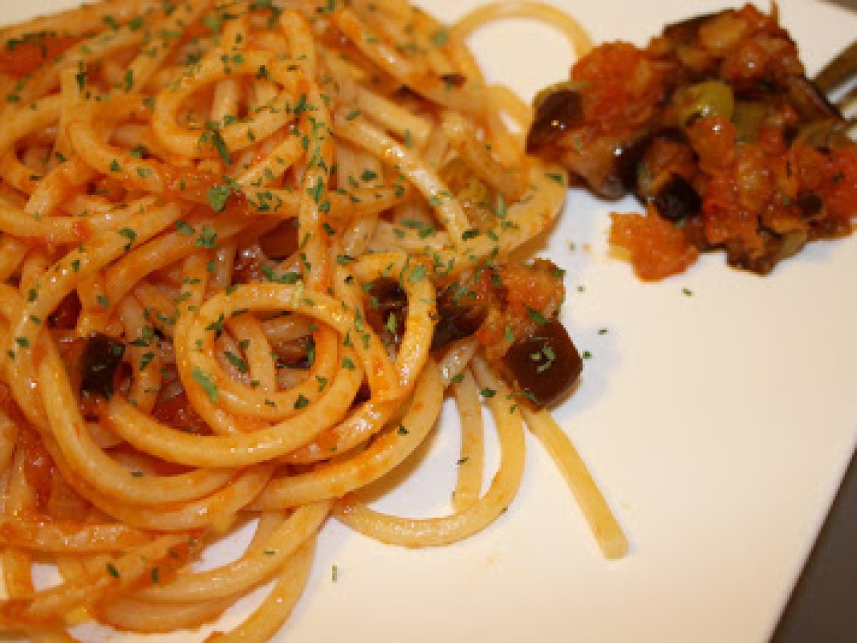 Spaghetti alla chitarra con sugo Ratatouille