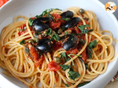 Spaghetti alla puttanesca, un primo piatto velocissimo e gustoso - foto 4