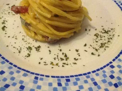 Spaghetti con bresaola croccante e gorgonzola