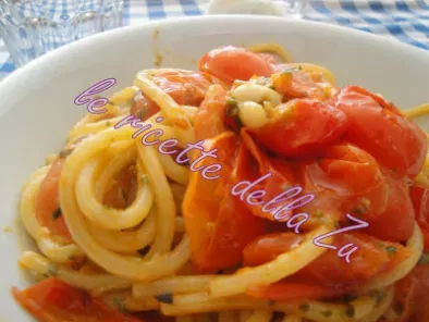 Spaghetti con Pomodori Ciliegino e Pesto, foto 3