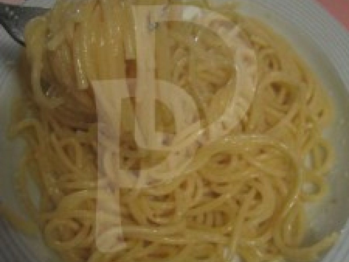 Spaghetti con pomodori e briciole croccanti - foto 5