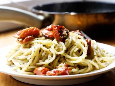 Spaghetti con pomodorini Confit