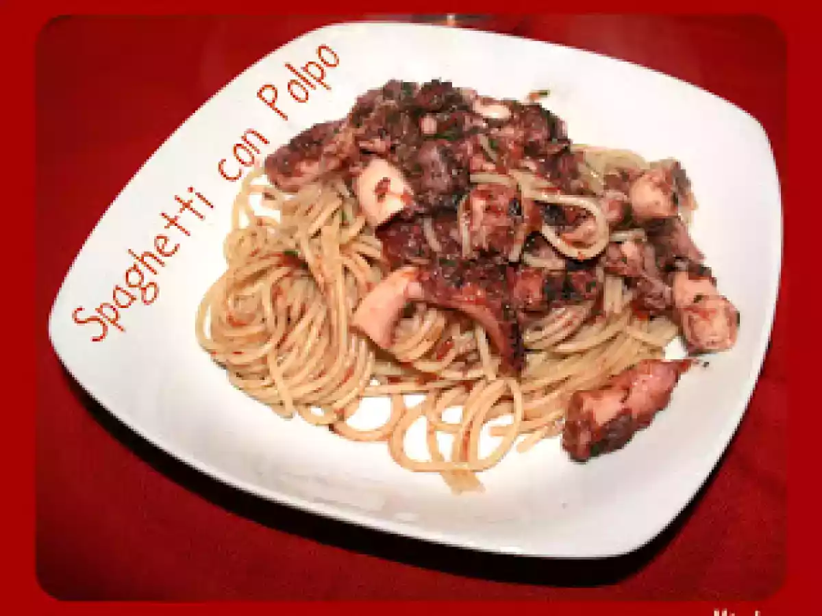 Spaghetti con sugo di Polpo alla Luciana