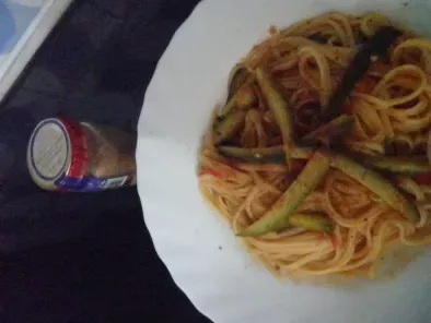 Spaghetti con zucchine Bottarga di Tonno e zenzero, foto 2
