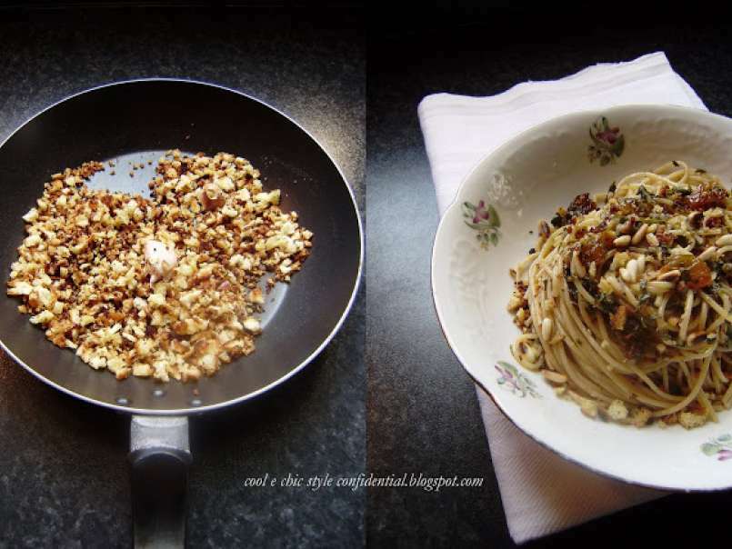 Spaghetti integrali con mollica tostata, uvetta, pinoli & pesto d' alici, foto 1