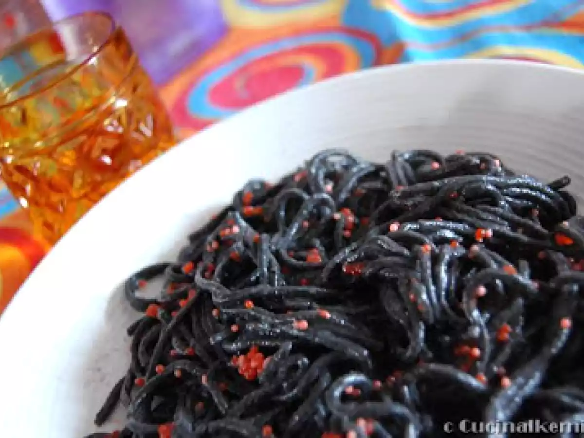 Spaghetti neri alle uova di lompo