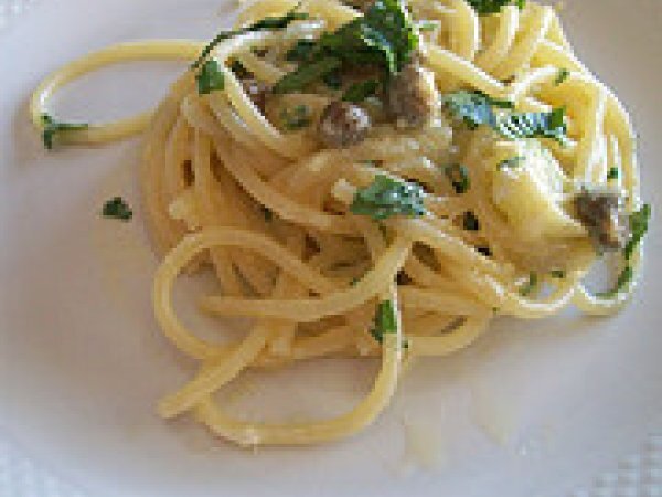 Spaghetti olio, aglio e limone