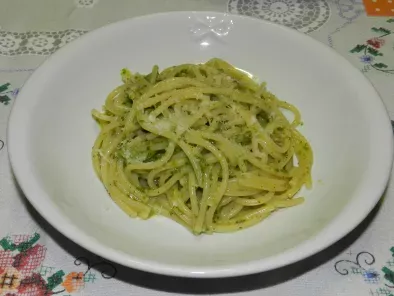 Spaghetti pesto e gorgonzola
