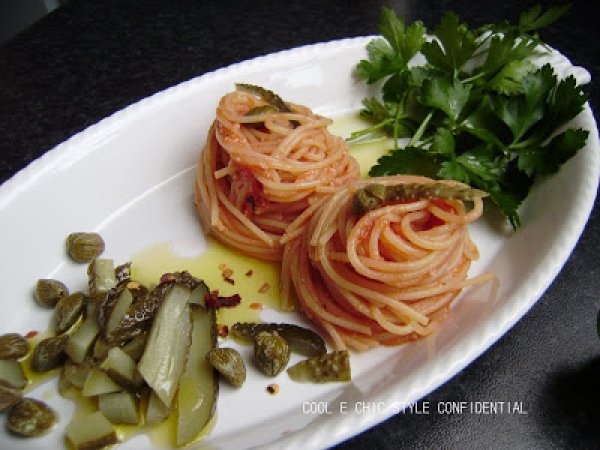 Spaghetti piccantini alla puttanesca con variante, foto 3