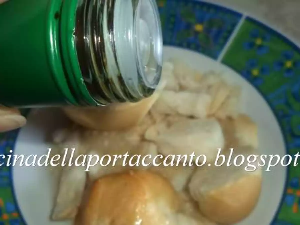 Spaghetti poveri con salsa salernitana