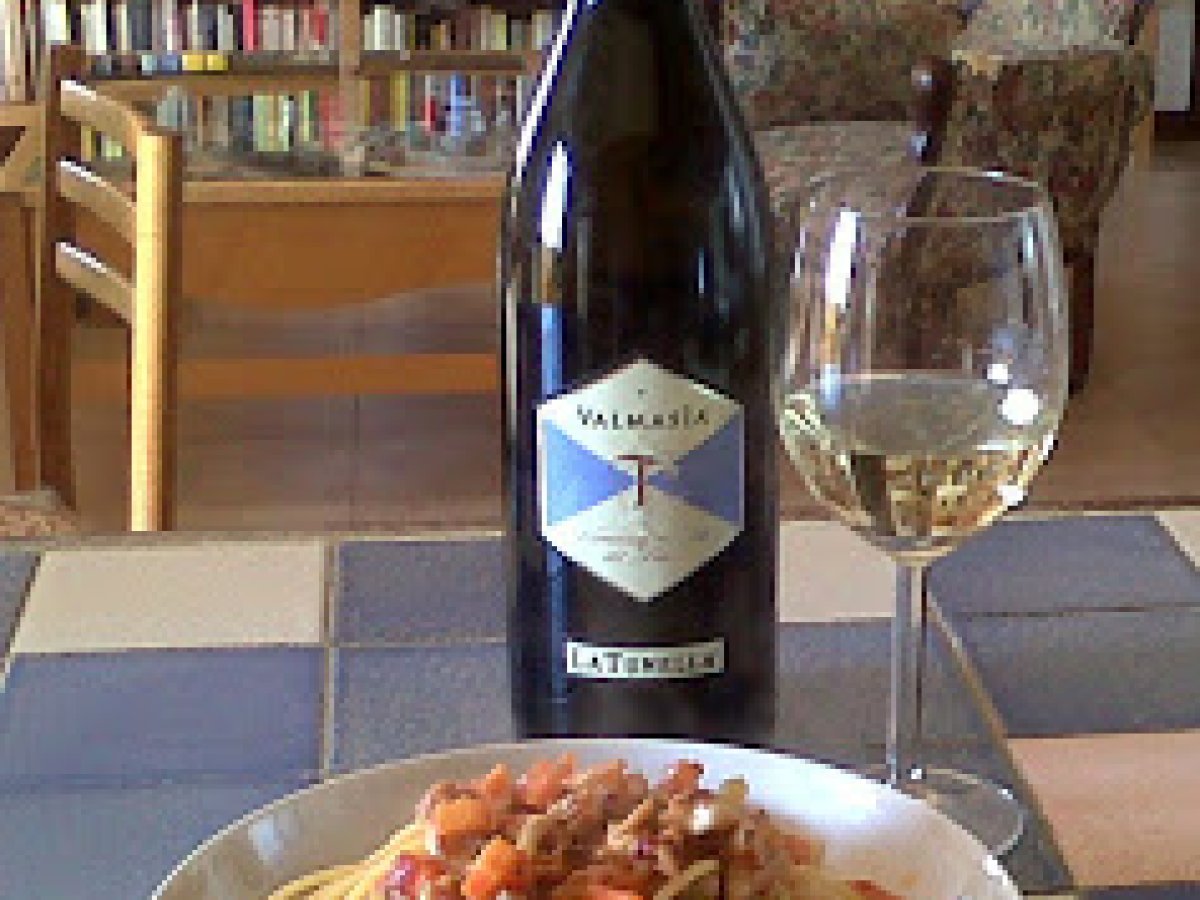 Spaghettini con ragù di triglie