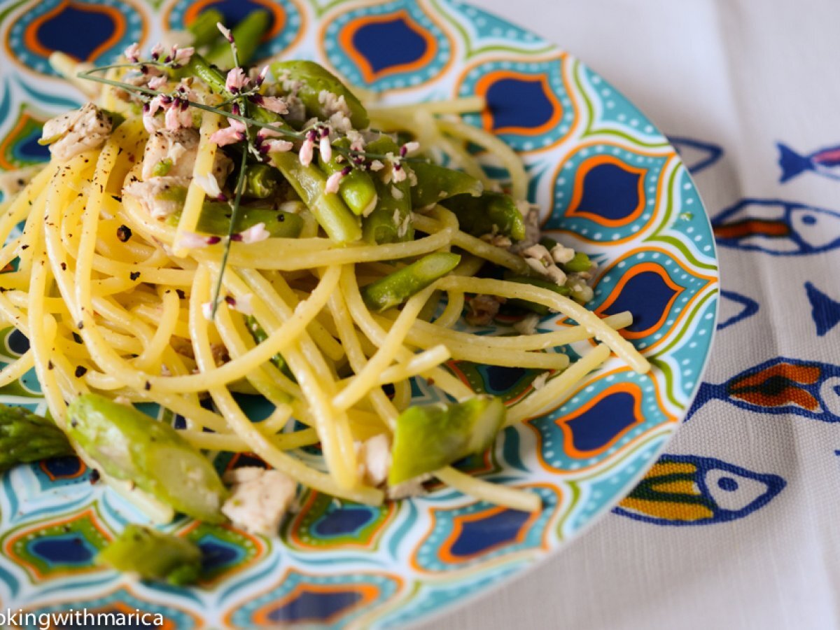 Spaghettoni con Asparagi, Pesce Spada e Zenzero