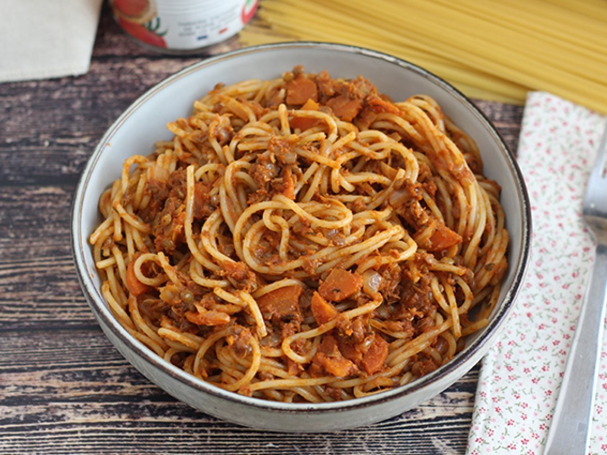 Spaghettoni con salsa vegetariana - foto 3