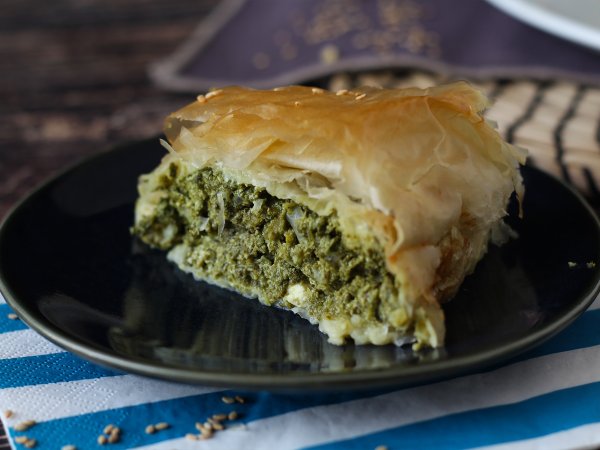 Spanakopita, la facilissima torta salata greca con spinaci e feta, foto 5