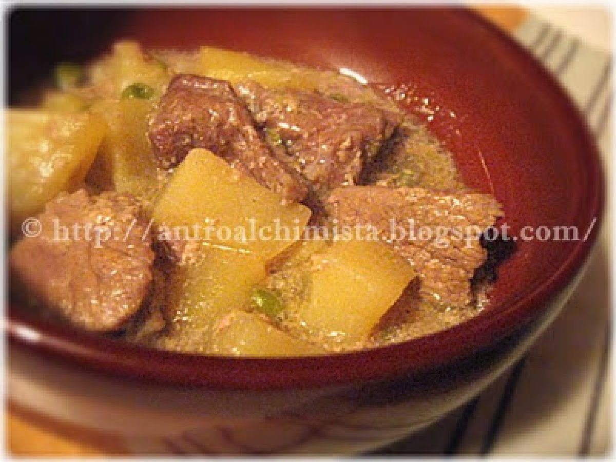 Spezzatino al Latte con Patate e Piselli nella Slow Cooker, foto 3