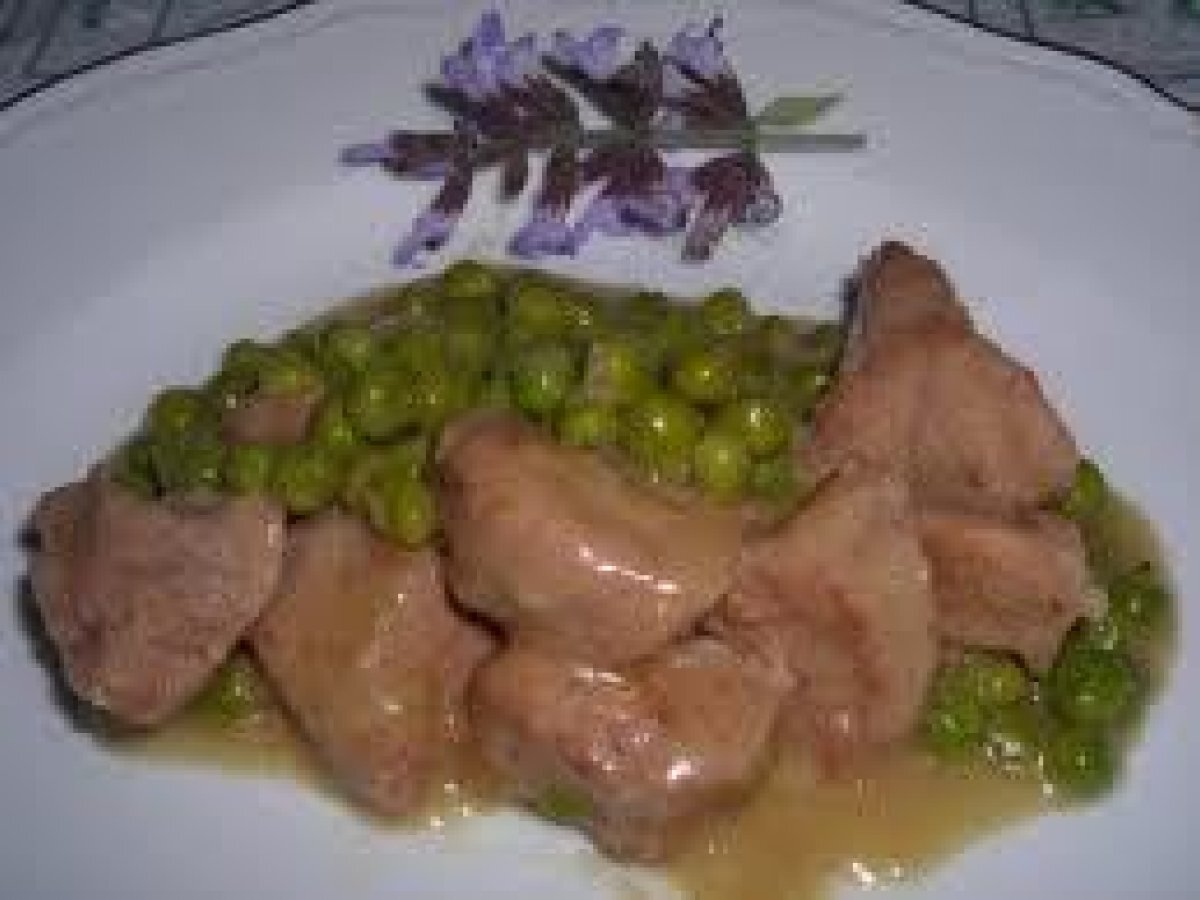 Spezzatino con piselli