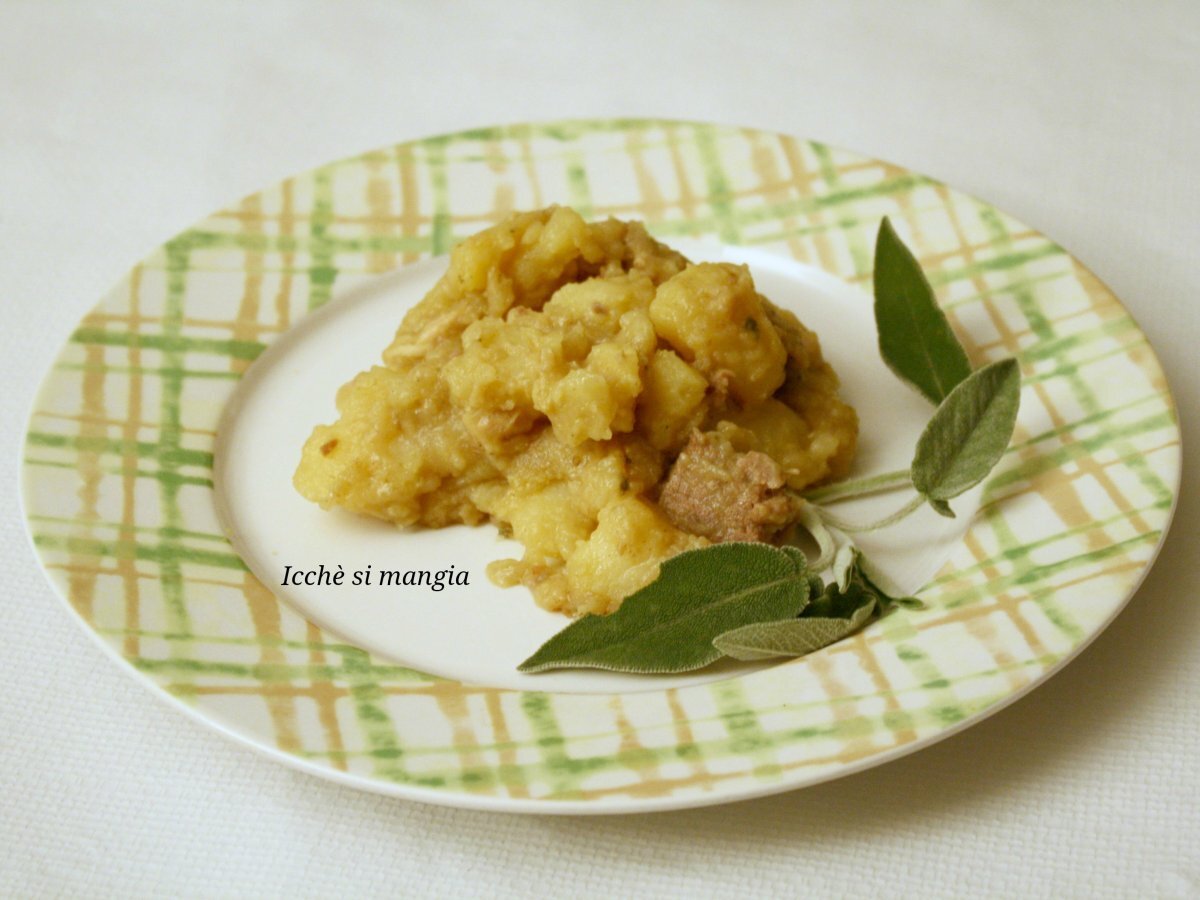 Spezzatino di carne in bianco con patate