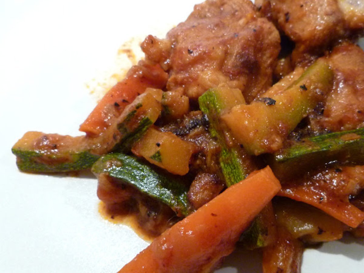 SPEZZATINO DI VITELLO CON VERDURE