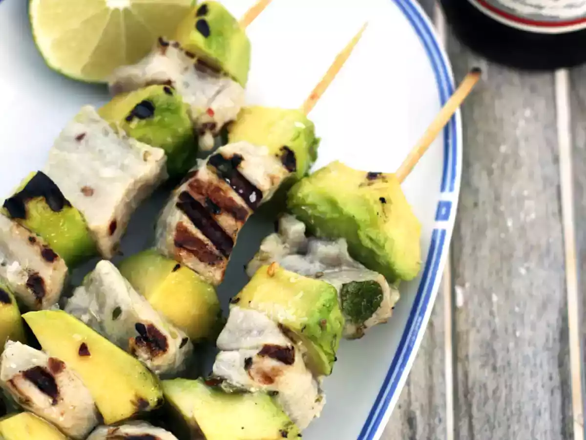 Spiedini di tonno e avocado alla griglia - foto 2