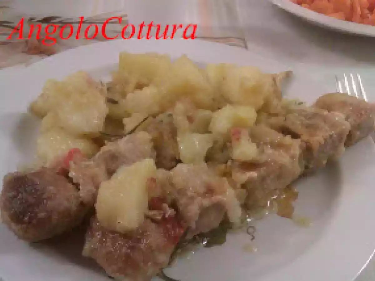 Spiedini in umido con patate