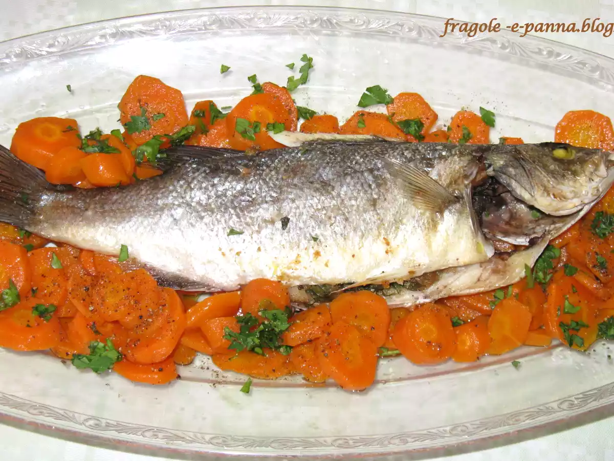 Spigola al forno con letto di carote
