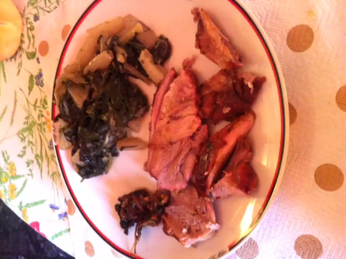 Stinco di maiale con cipolle