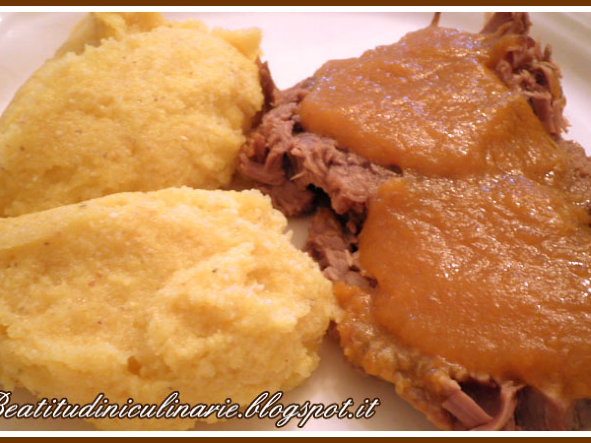 Stracotto in crema di carote e cipolle